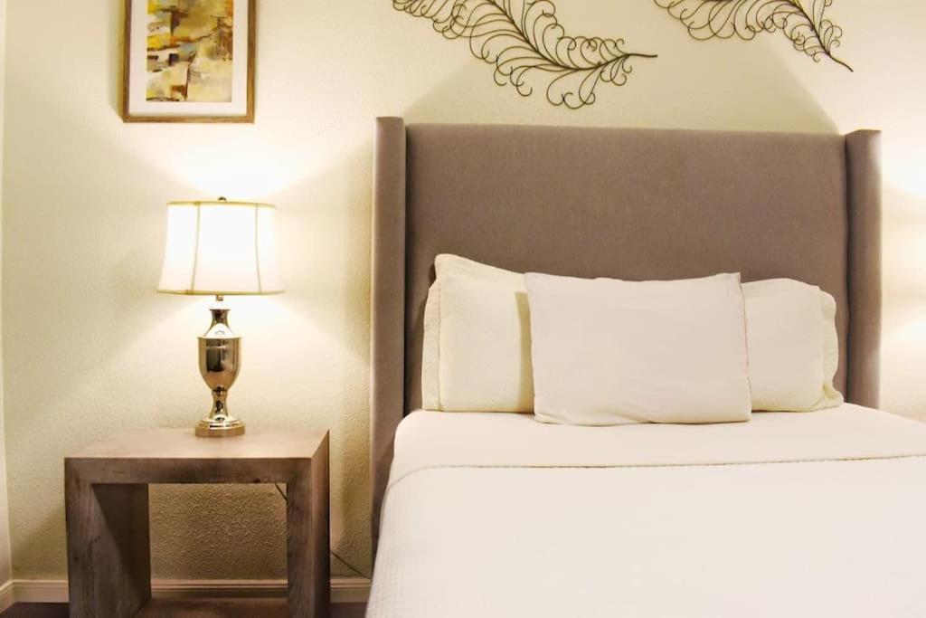 Montrose Pied-A-Terre Apartments Walking Distance To Museums Houston Exteriör bild