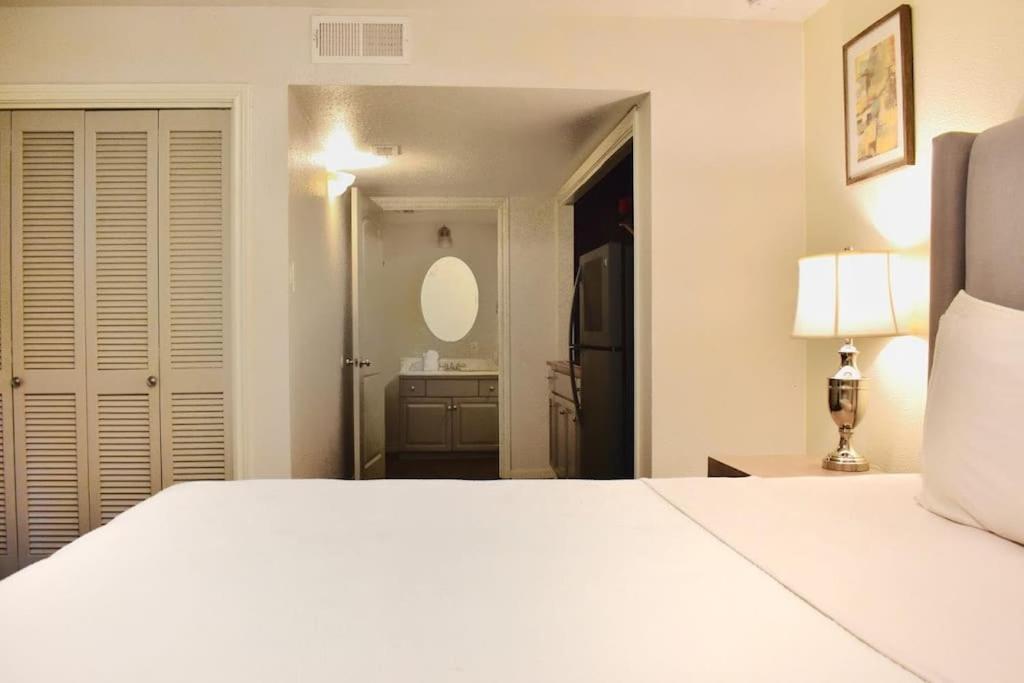 Montrose Pied-A-Terre Apartments Walking Distance To Museums Houston Exteriör bild